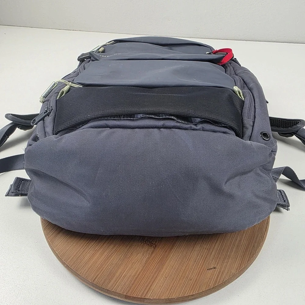 Timbuk2 Backpack Gray 21 Inch Laptop Bag Travel Daypack Men Nylon Commuter